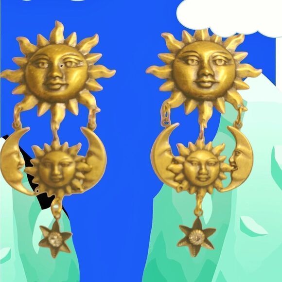 Gold Banana Bob Sun face moon star chandelier earrings - Picture 4 of 8